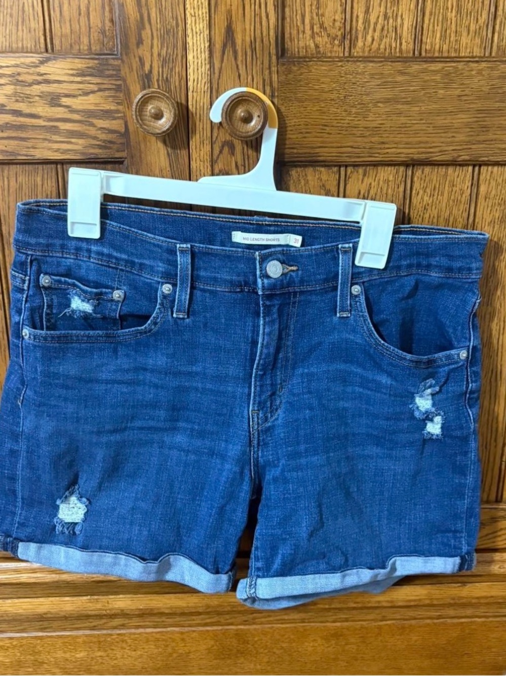 Levi Jean shorts size 31